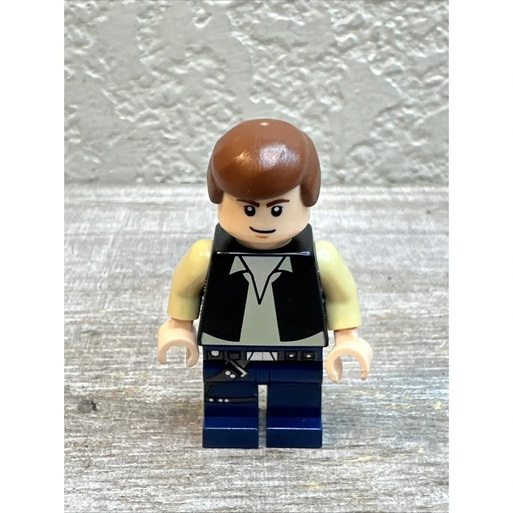 $8 🌙 Lego Han Solo Minifigure Black Vest Dark Blue Legs Star Wars 7965 sw0334